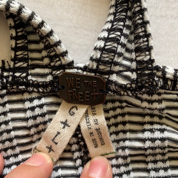 WE THE FREE Striped Ribbed Tank Size Large - Picture 10 of 15